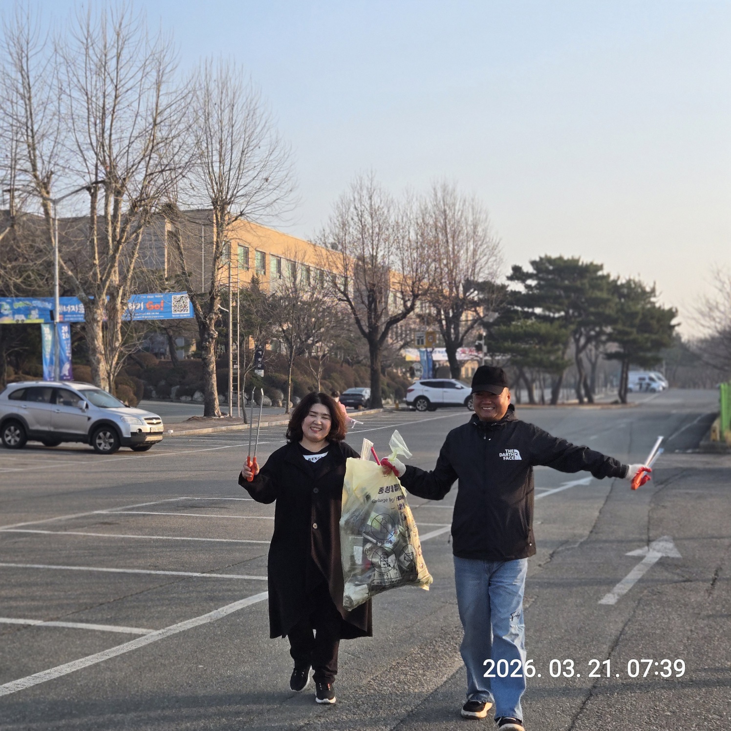 쓰레기 가득-5.jpg 첨부 이미지